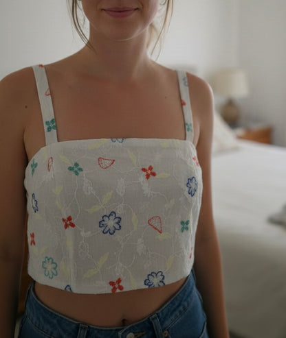 Crop Top Blanc à Broderies Florales