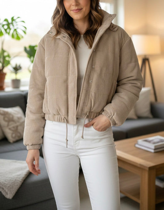 Doudoune courte en velours côtelé beige Fashion Nova
