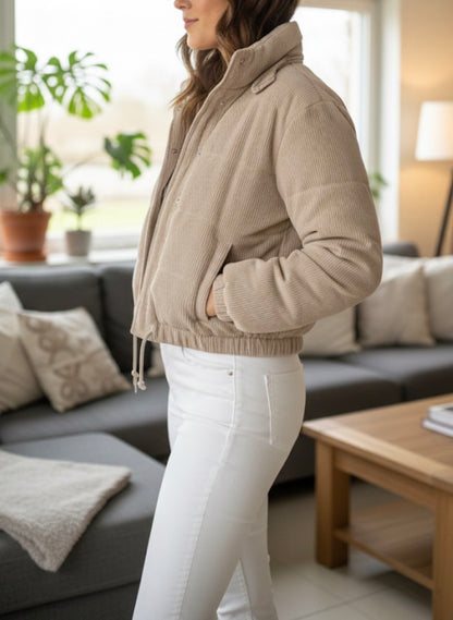 Doudoune courte en velours côtelé beige Fashion Nova