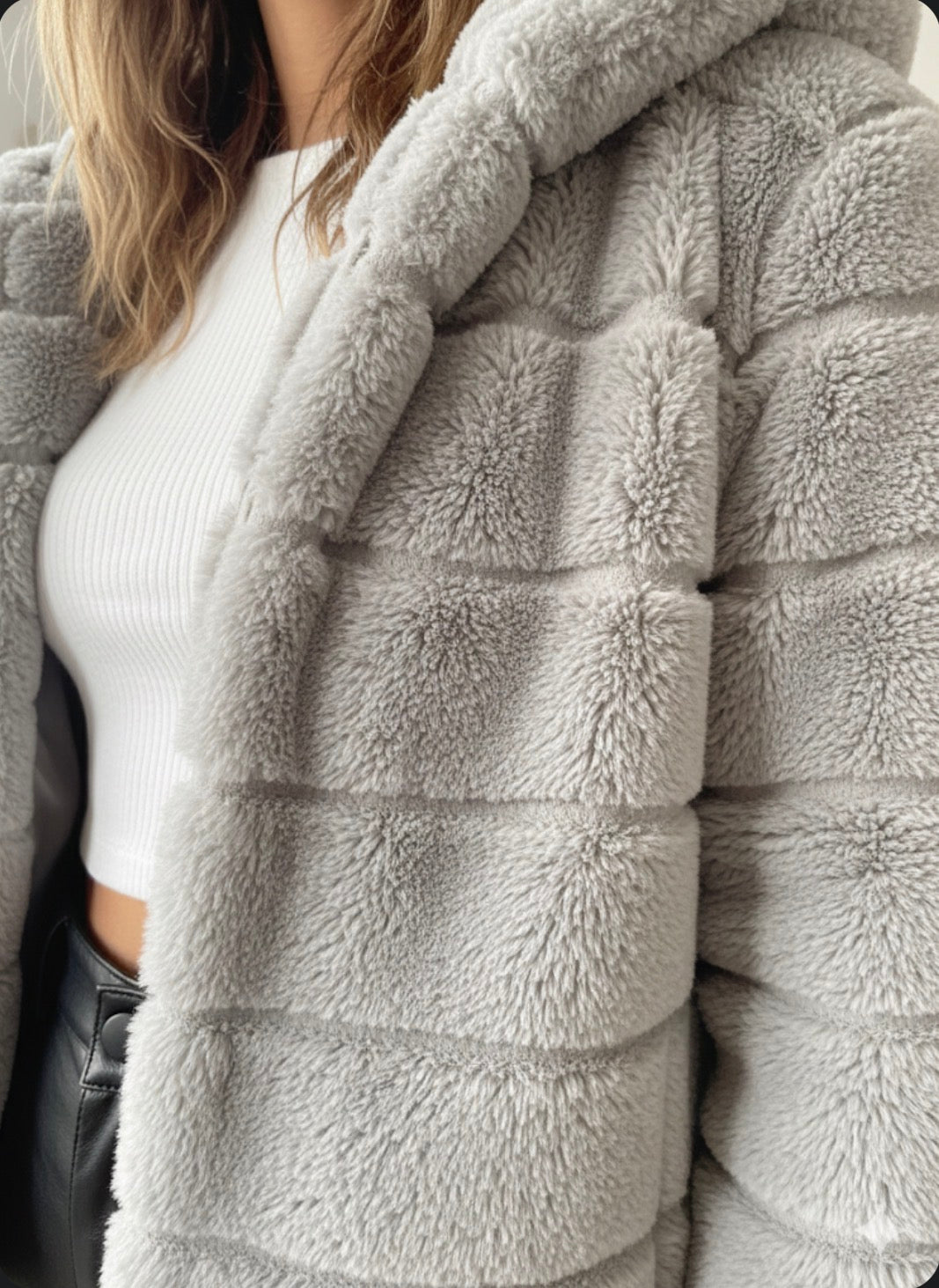 Veste Capuche en Fausse Fourrure Gold&Silver