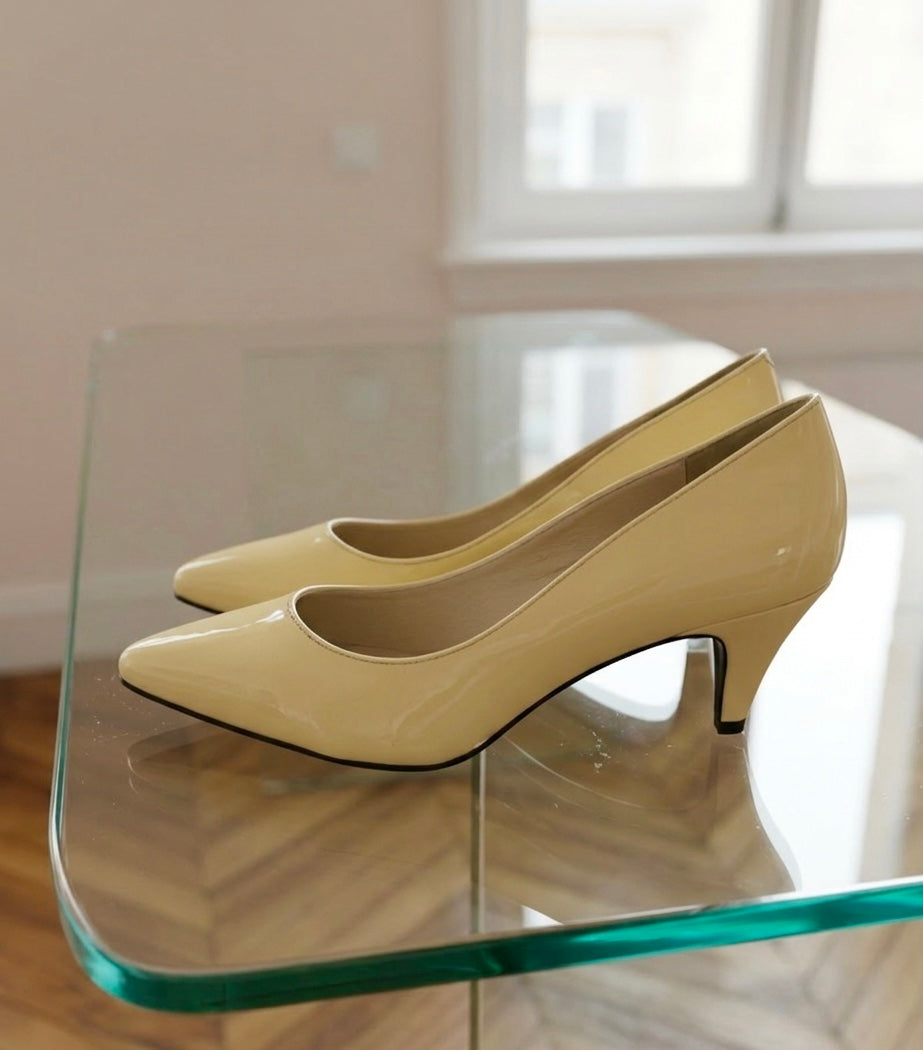 Escarpins en Cuir Verni Jaune Pâle / Crème