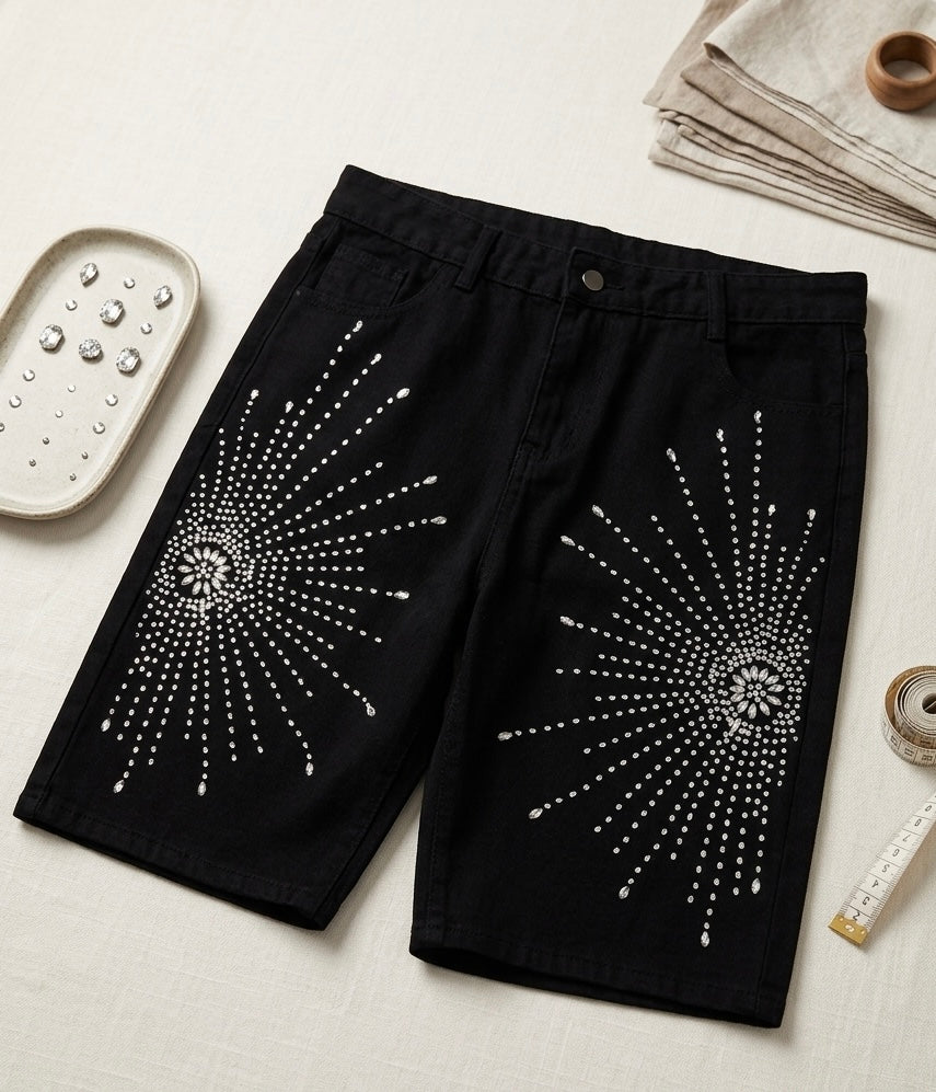 Short en Jean Noir avec Strass Étincelants