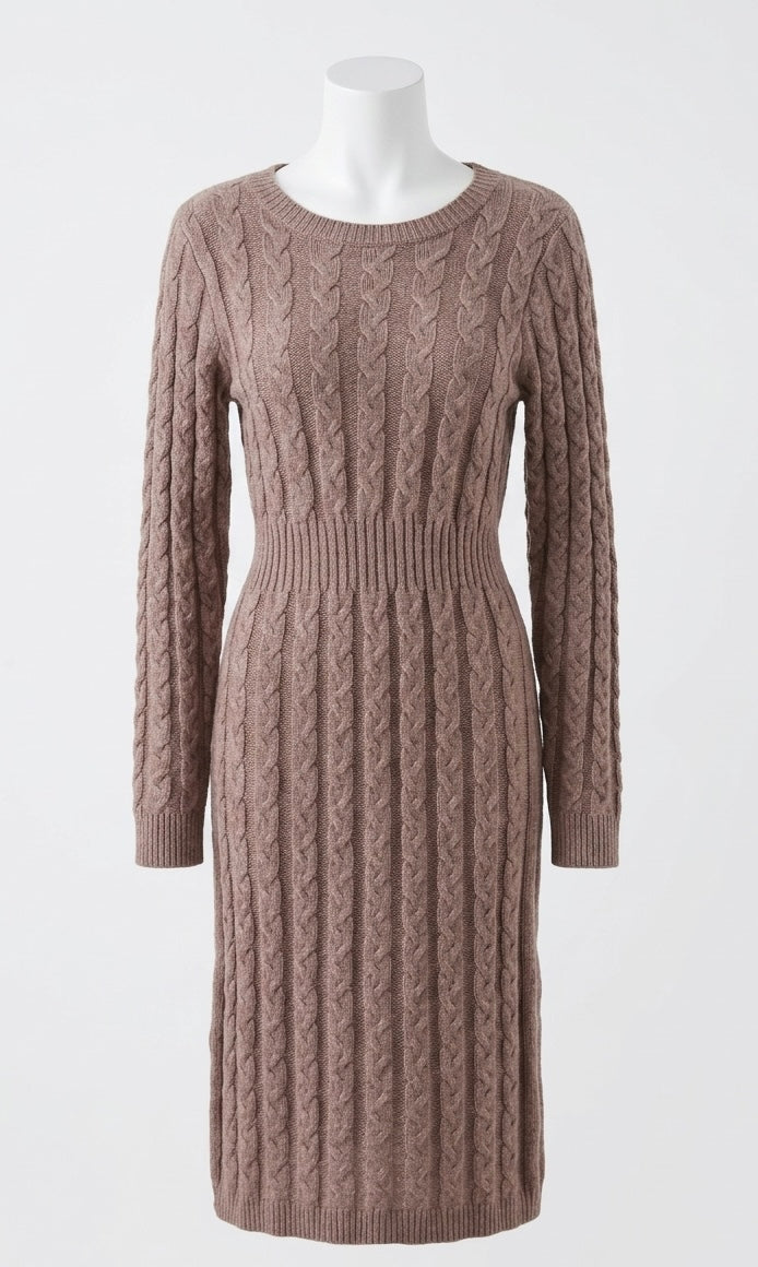 Robe pull longue en maille torsadée marron glacé