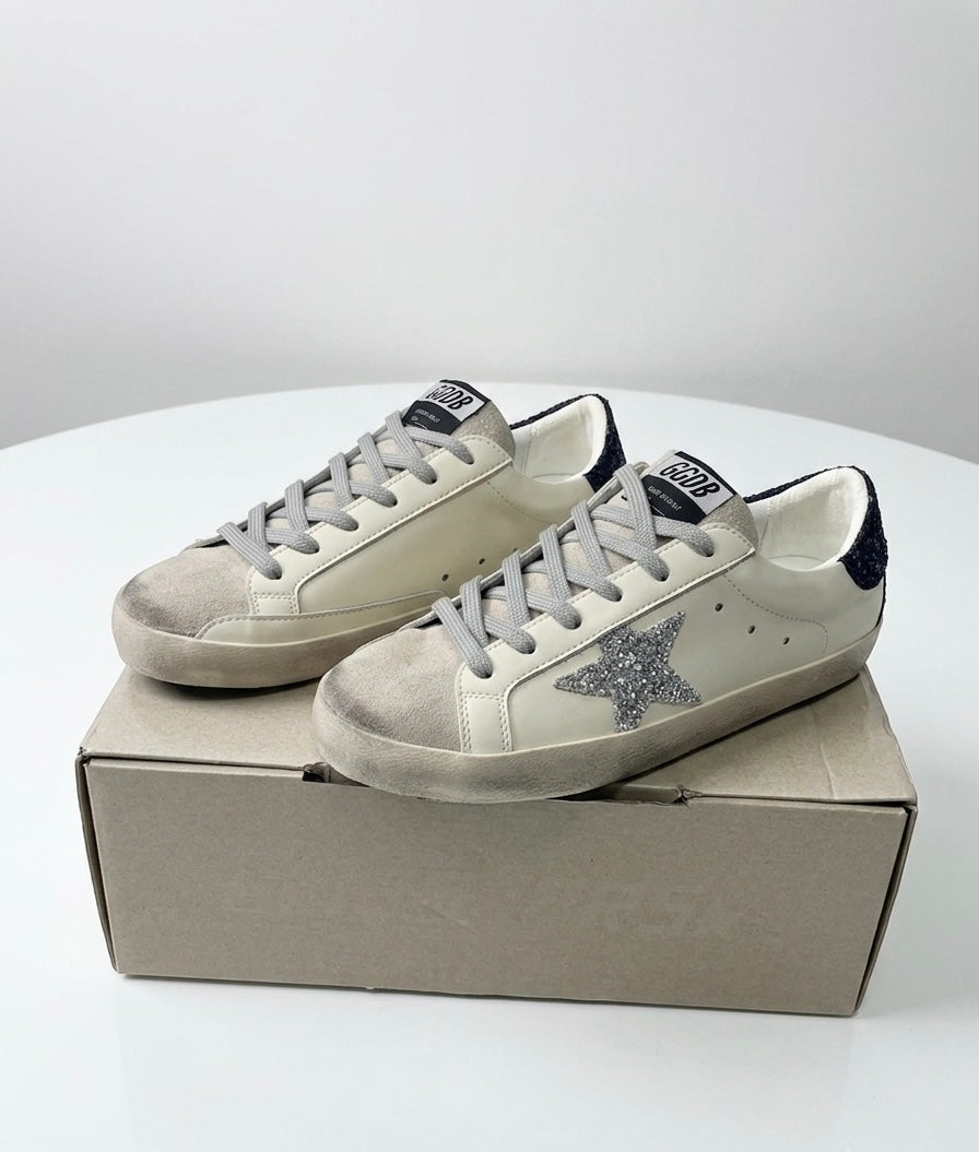 Sneakers Golden Goose Super-Star Cuir — Étoile Pailletée Argent & Contrefort Bleu Marine Glitter